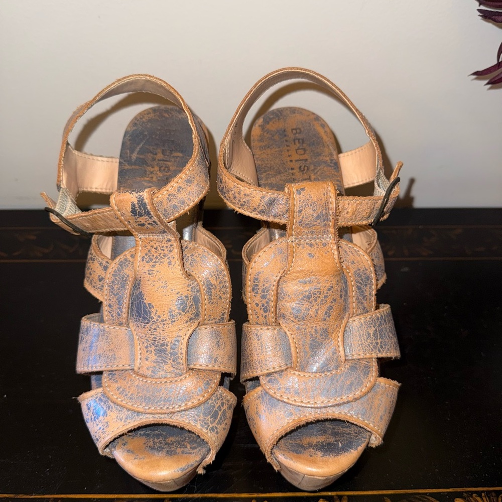 Bed Stu Distressed Tan Wedges